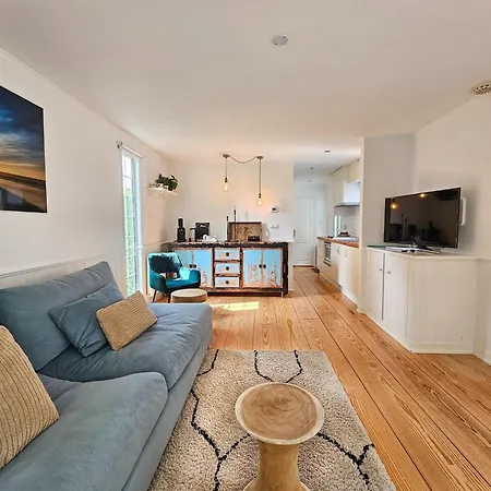 Kieftveen With Hot Tub For Four Person * Voorthuizen