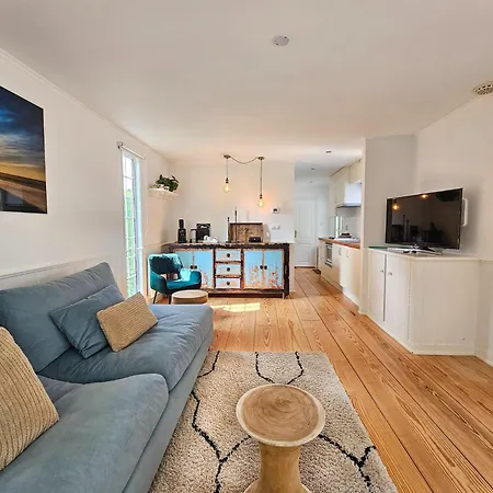 Holiday home Kieftveen With Hot Tub For Four Person