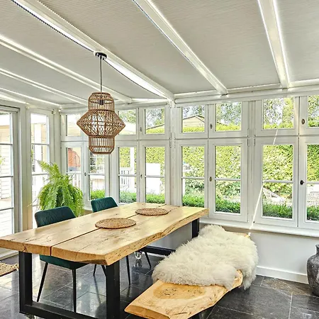 Kieftveen With Hot Tub For Four Person Voorthuizen