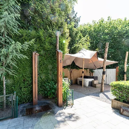 Kieftveen With Hot Tub For Four Person Holiday home *