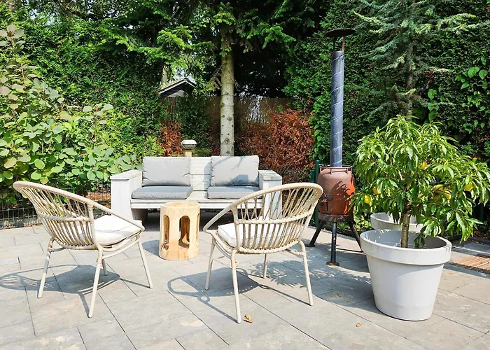 Kieftveen With Hot Tub For Four Person * Voorthuizen