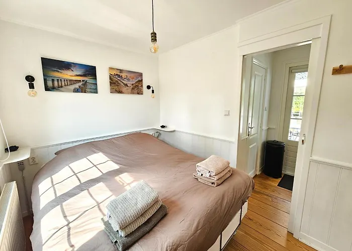 Kieftveen With Hot Tub For Four Person Semesterbostad Voorthuizen